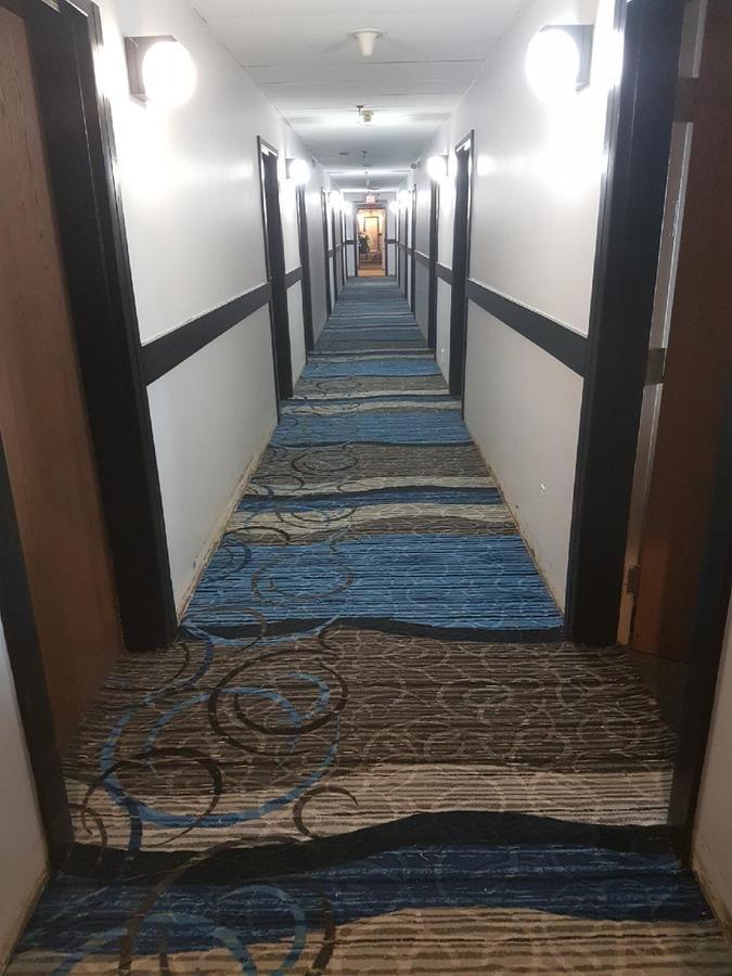 Venture Inn Hotel Саскатун Екстериор снимка